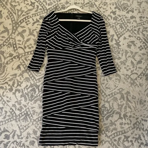 whbm black dress White House Black Market Black Strapless Scallop Hem Cocktail Dress Si –  Picky Thrifter